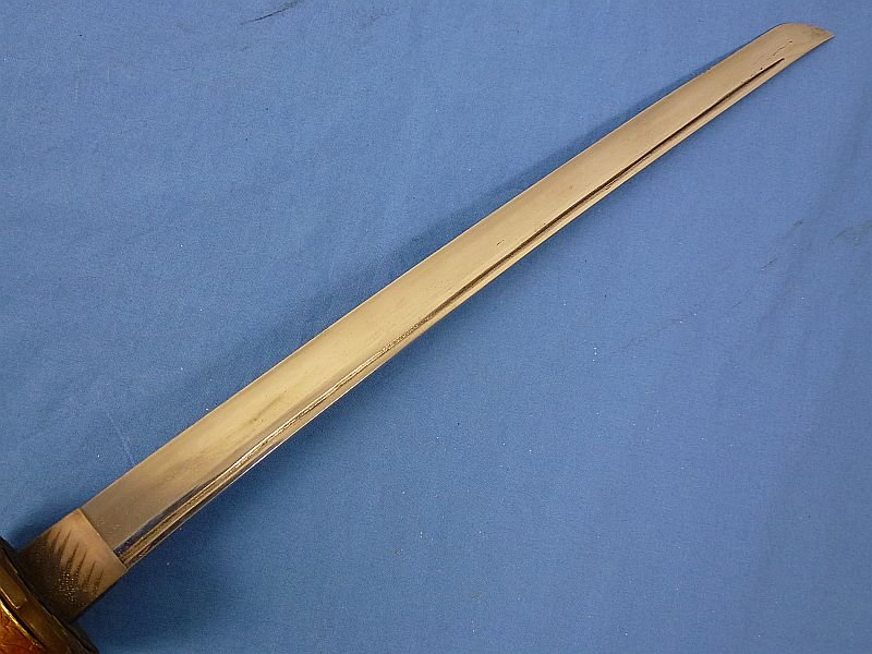 Signed WWII Japanese Pilot or Armored Officer Wakizashi Short Sword in Shin Gunto Mounts and Leather Combat Cover — image 4