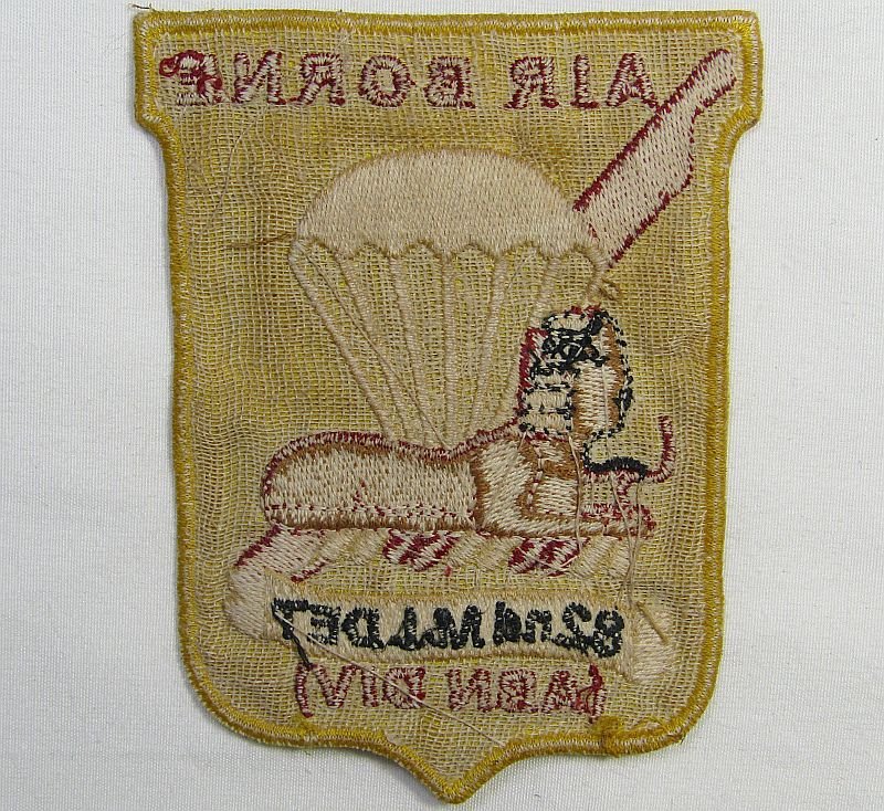 Post WWII 82nd Airborne Military Intelligence Patch — image 2
