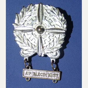 WWII USAAF AP Machinist Qualification Badge
