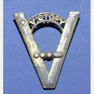 WWII Sweetheart 'V' Victory Pin