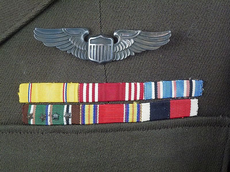 WWII U.S. Army Air Force Pilot's Ike Jacket with L.G. Balfour Wing — image 2