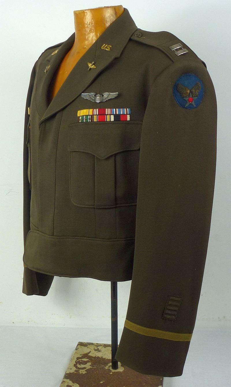 WWII U.S. Army Air Force Pilot's Ike Jacket with L.G. Balfour Wing — image 3