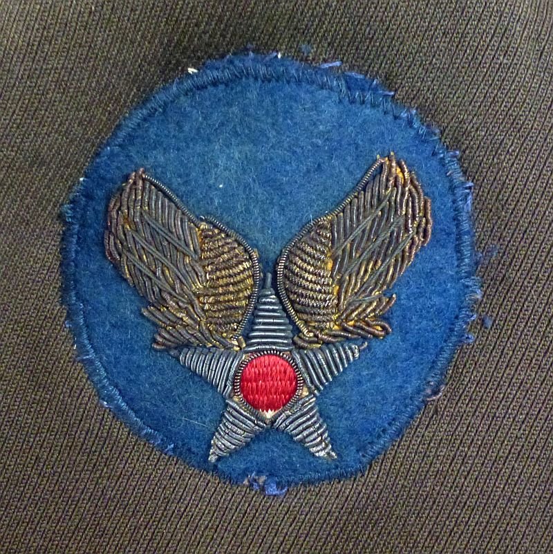 WWII U.S. Army Air Force Pilot's Ike Jacket with L.G. Balfour Wing — image 4