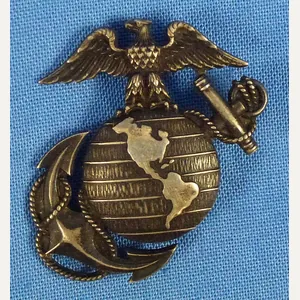 WWII U.S. Marine Corps Sterling Insignia