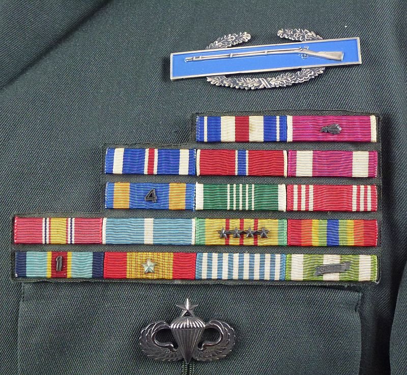 Uniform Tunic of U.S. Army Brigadier General Roy K. Flint — image 3