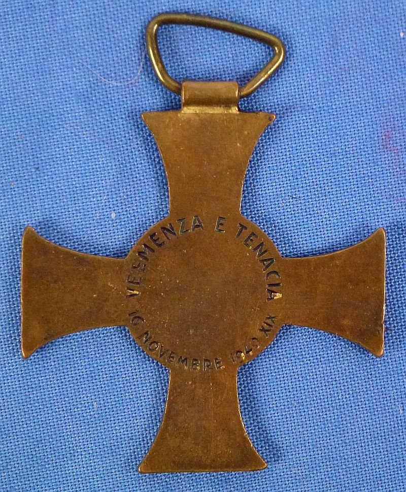 WWII Italian Commemorative Cross of the Italian 11th Army — image 2