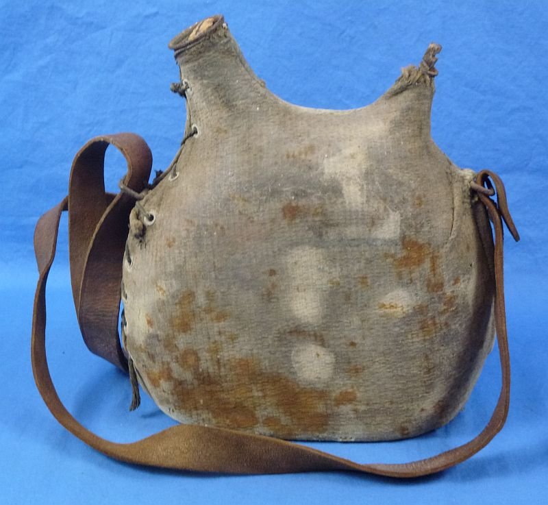 French WWI Model 1877 Canteen — image 2