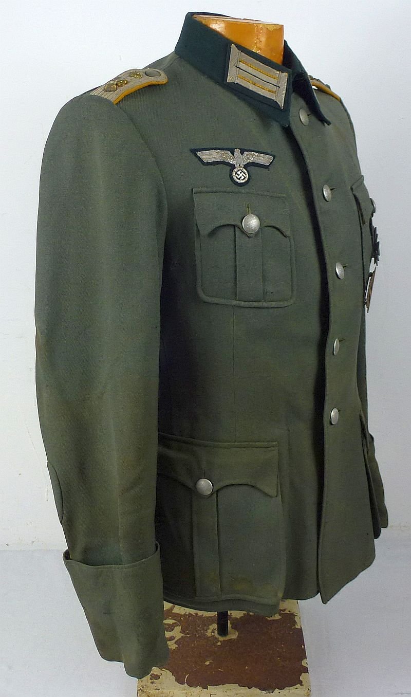 Named 1940 Dated German Army 15th Cavalry Regiment Hauptmann Tunic with Medals — image 7