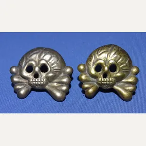 Pair Panzer Collar Tab Skull Insignia
