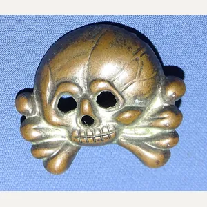 Panzer Collar Tab Skull Insignia