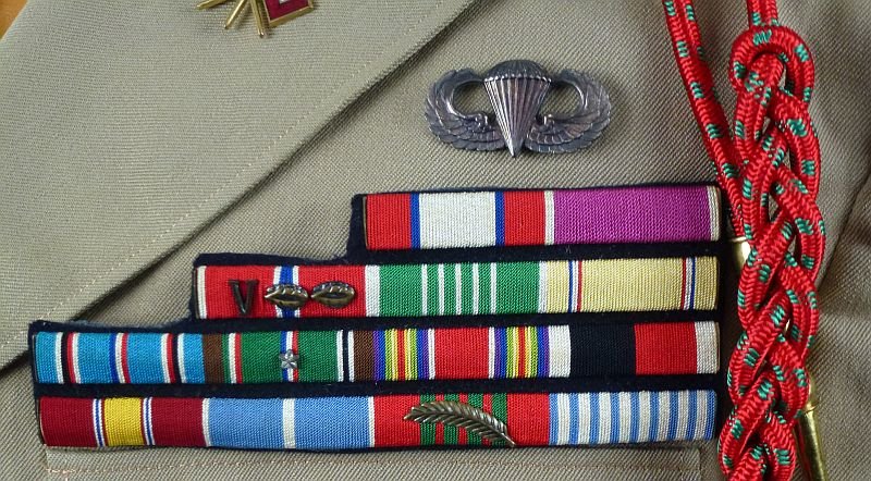 The Khaki Uniform Tunic of U.S. Army Chief Signal Officer Major General David P. Gibbs — image 3