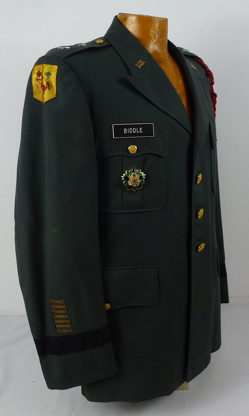 The Uniform of U.S. Army 113th Cavalry Group Commander Major General William Biddle — image 5