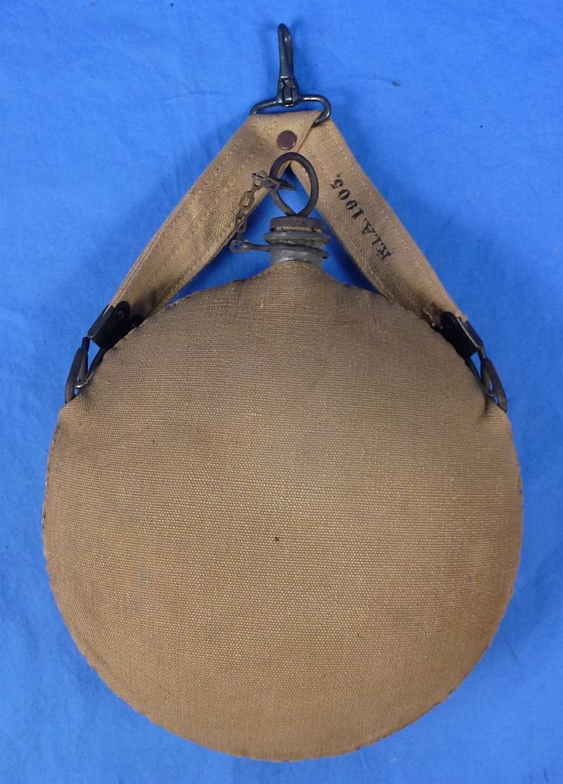 Model 1878 Canteen with 1905 Dated Hanger — image 2