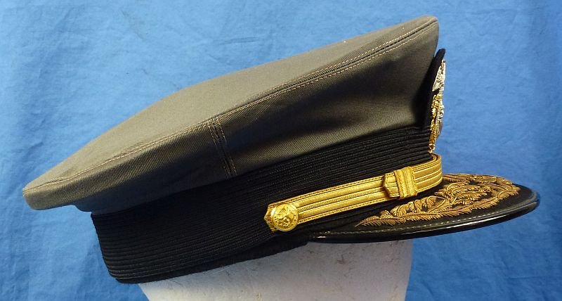Attributed U.S. Navy Admiral's Gray Visor Cap — image 4