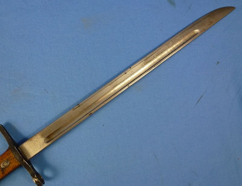 WWII Japanese Ariska Rifle Bayonet by Toyokawa Kosho Navy Arsenal with Rubberized Canvas Frog — image 5