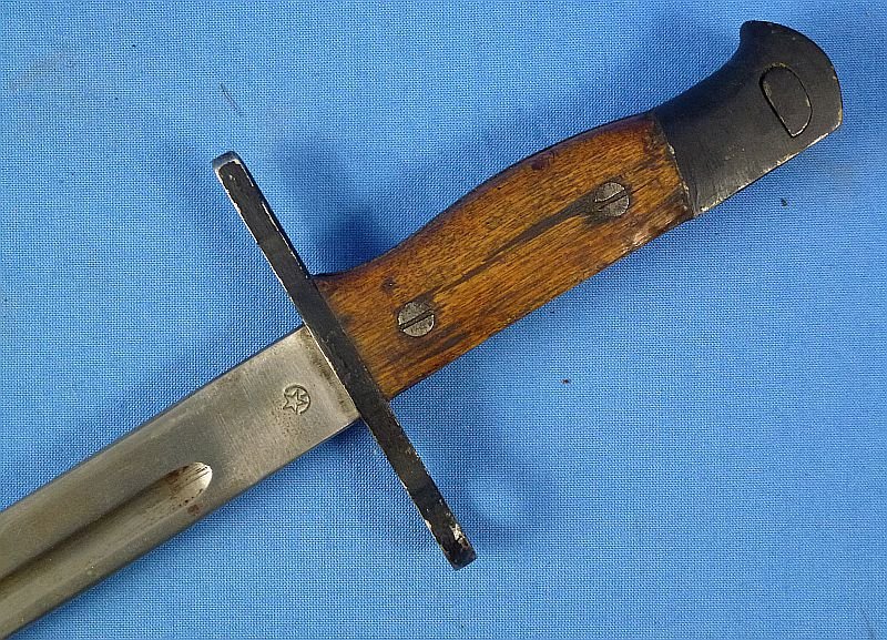 WWII Japanese Ariska Rifle Bayonet by Toyokawa Kosho Navy Arsenal with Rubberized Canvas Frog — image 8