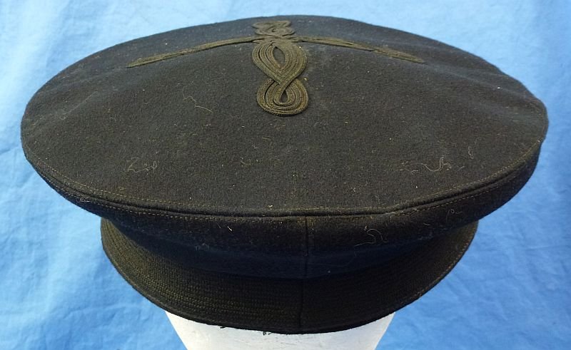 Named WWII U.S. Marine Corps Officer Visor Cap by Hilborn Hamburger — image 4