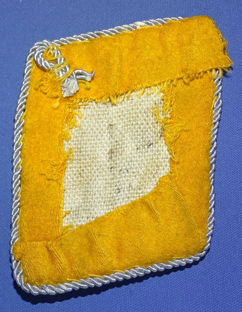 Luftwaffe Officer's Lieutenant Collar Tab — image 2
