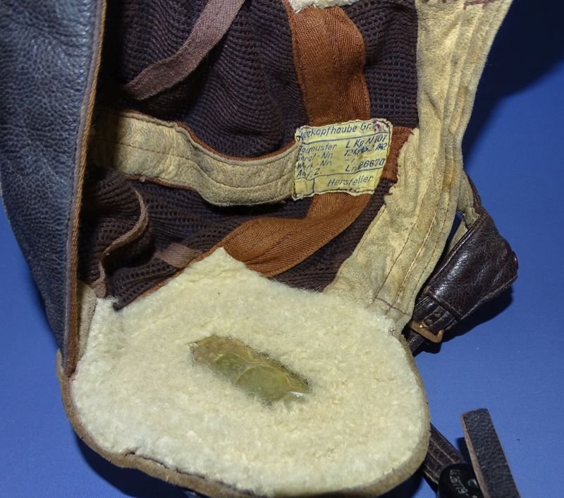 Luftwaffe LKpN 101 Netzkopfhaube Flying Helmet Complet With Avionics — image 2