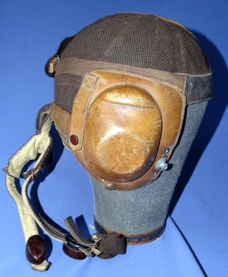 Luftwaffe LKpN 101 Netzkopfhaube Flying Helmet Complet With Avionics — image 3