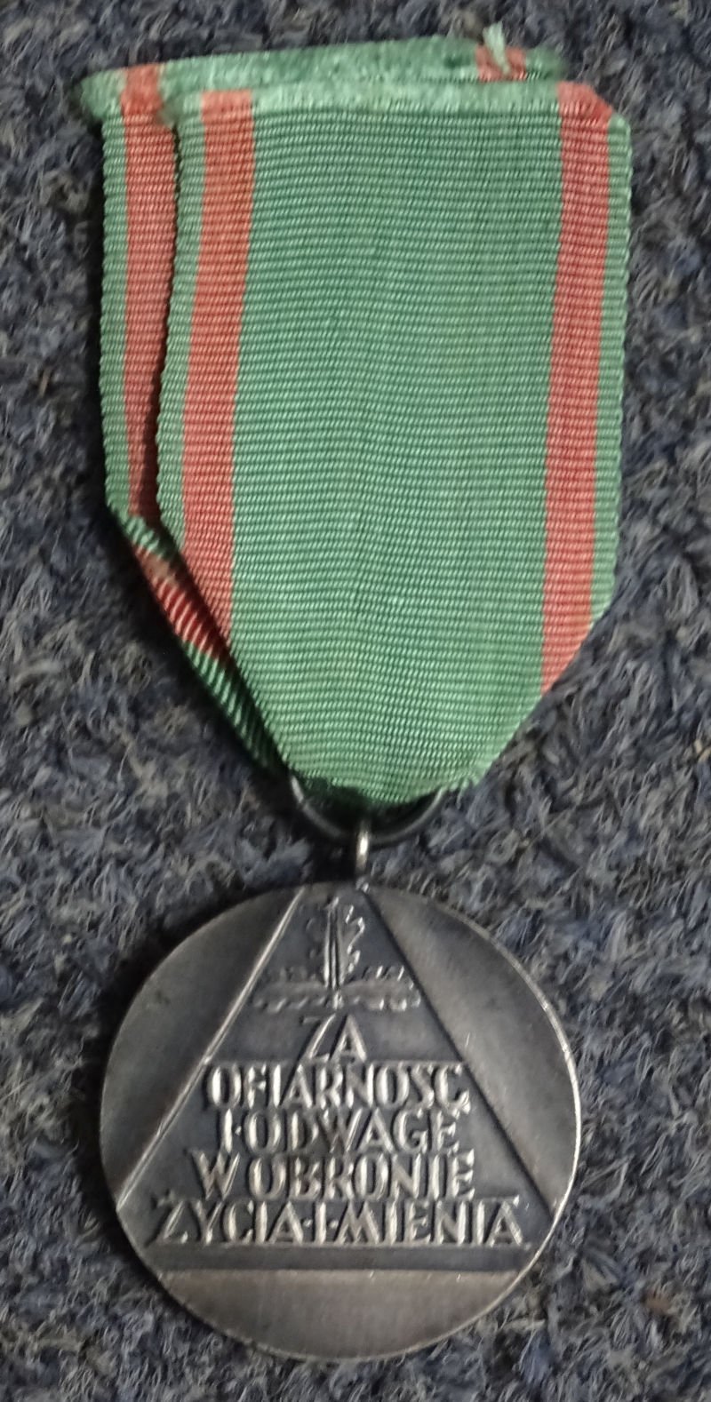 Polish Medal For Sacrifice And Courage — image 2