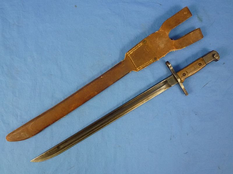 Arisaka Rifle Bayonet by National Denki under Kokura Arsenal Supervision with Rubberized Canvas Scabbard and Frog — image 3