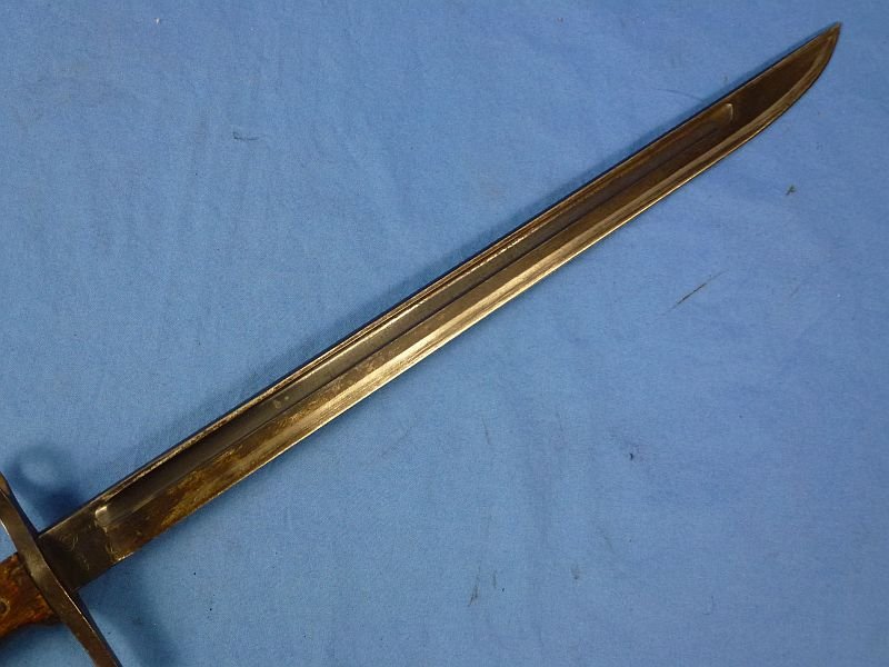 Arisaka Rifle Bayonet by National Denki under Kokura Arsenal Supervision with Rubberized Canvas Scabbard and Frog — image 4