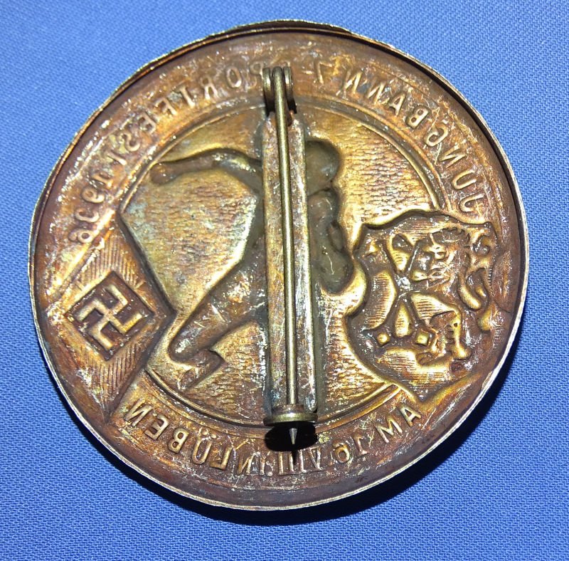 HJ Jungbaun Sportsfest 1936 Tinnie — image 2