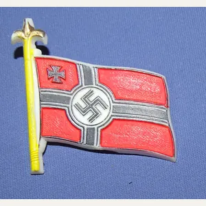 WWII German Kriegsmarine Flag Plastic Tinnie