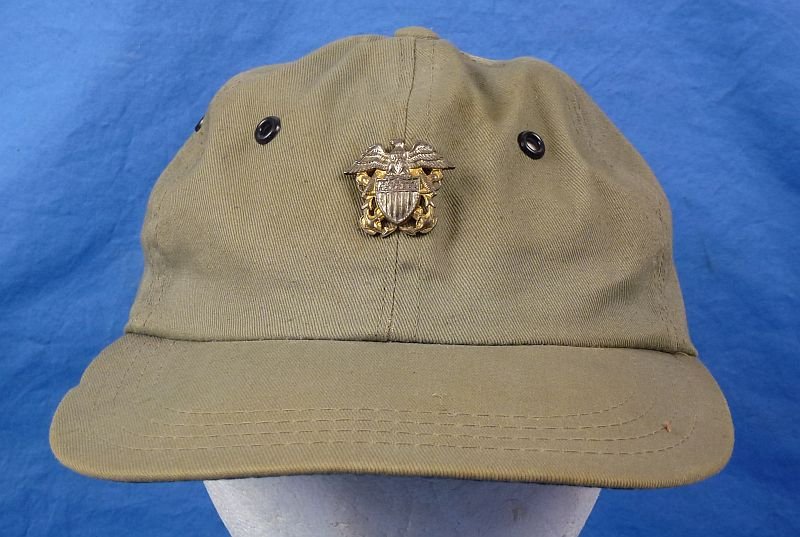 The Named U.S. Navy Aviator Cap of Vice Admiral George R. Henderson — image 2