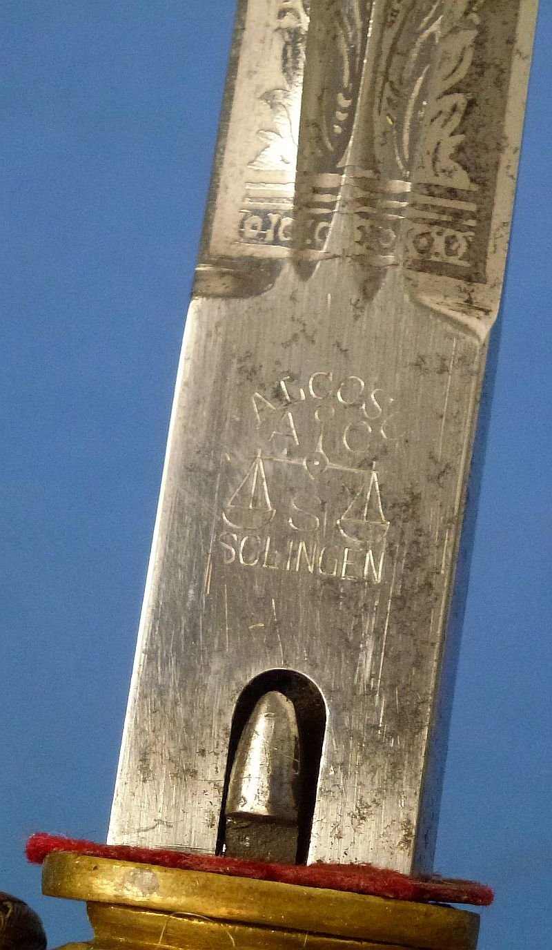 Weimar Period Model 1929 Reichsmarine Officer Dagger with Etched Blade by Alcoso with Portepee — image 6