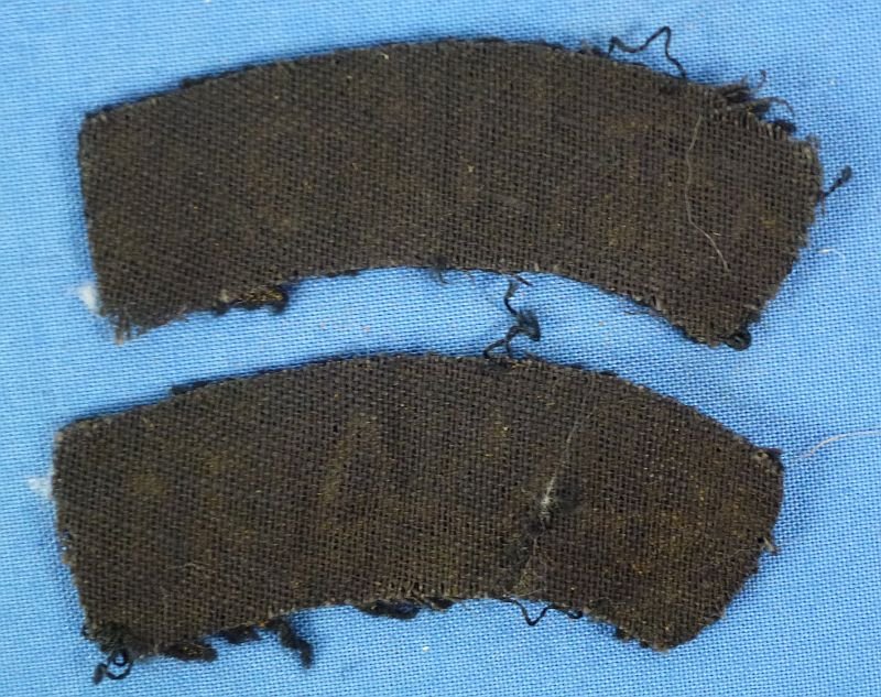Pair of Royal Air Force 'CANADA' Shoulder Titles — image 2