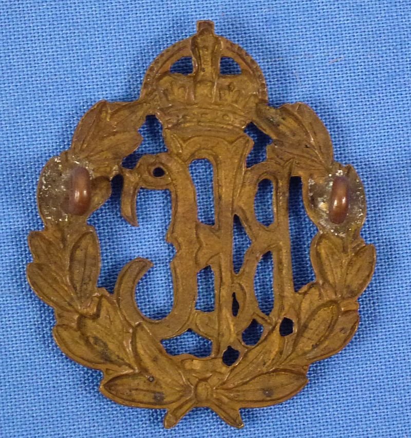 WWI British Royal Flying Corps Cap Badge — image 2