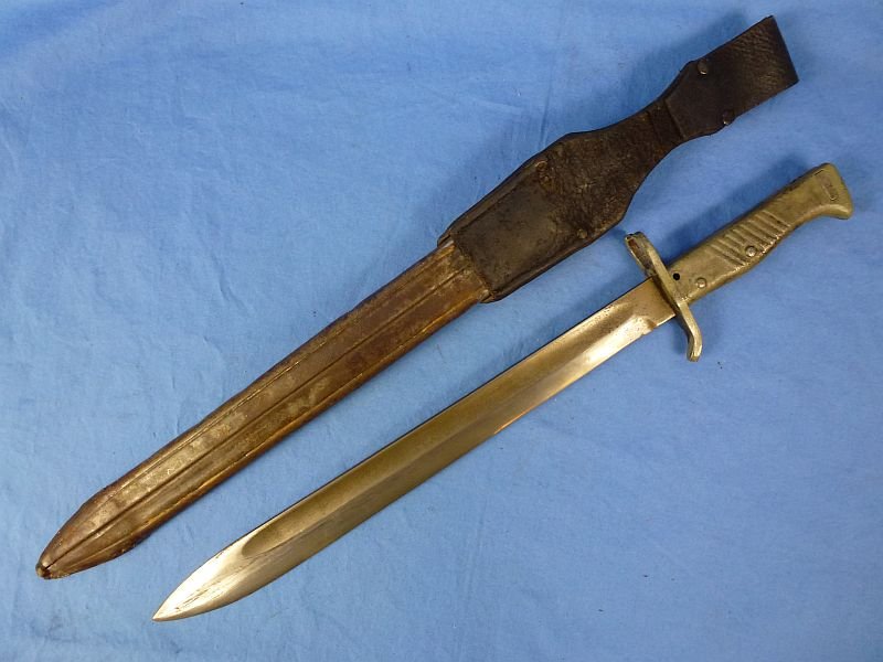 WWI German Steel Hilt Ersatz Bayonet with Frog — image 3