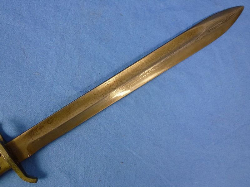 WWI German Steel Hilt Ersatz Bayonet with Frog — image 4