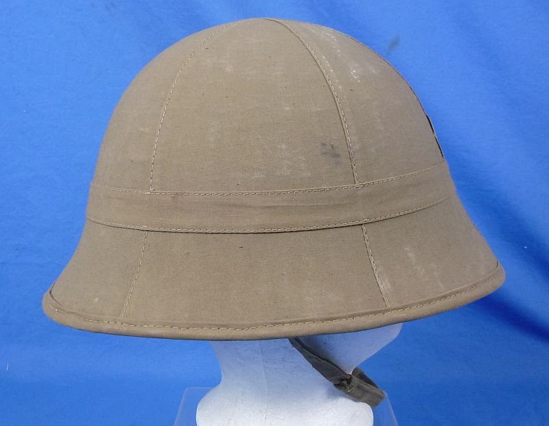 Near Mint Unissued 1943 Dated Japanese Army Sun Helmet — image 2