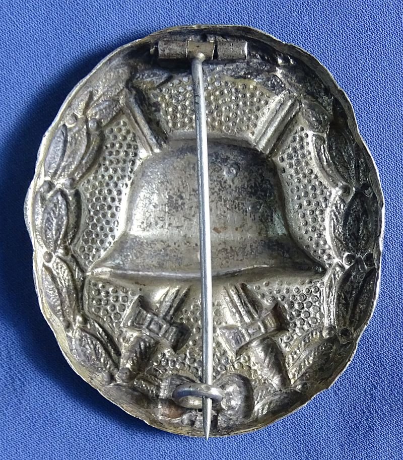 Imperial German Silver Wound Badge in Nickle Silver — image 2
