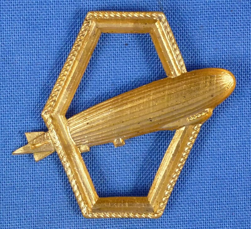 Zeppelin Tinnie Lacking Pin — image 2