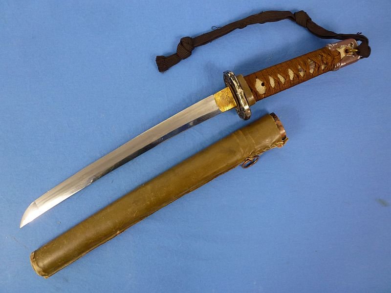 Signed Japanese Wakizashi in Leather Combat Cover for Tank or Aviation Officers — image 2