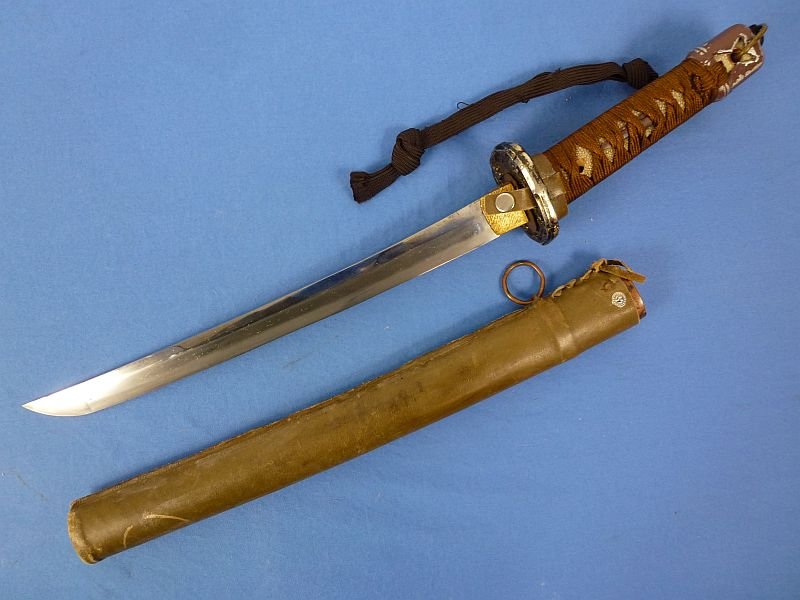 Signed Japanese Wakizashi in Leather Combat Cover for Tank or Aviation Officers — image 3