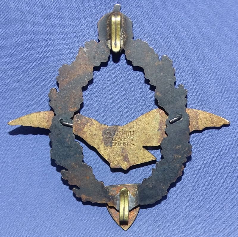 Hungarian Model 1921 Pilot Badge — image 3