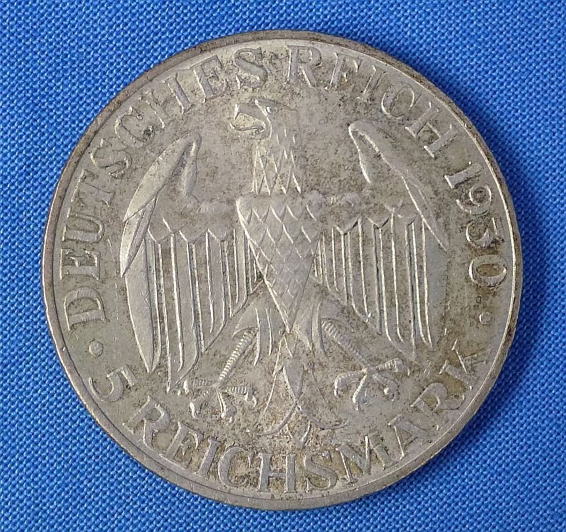 1930 German 5 Reichsmark Silver Coin Commemorating the World Flight of the Graf Zeppelin Airship — image 2