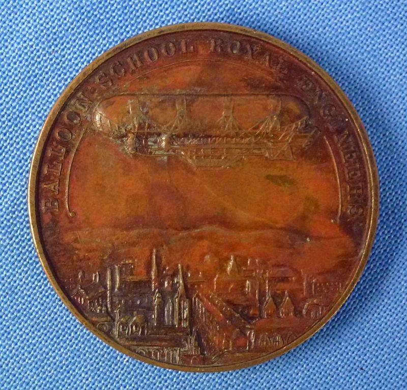 Small Commemorative British Medal for the Balloon School of the Royal Engineers — image 2