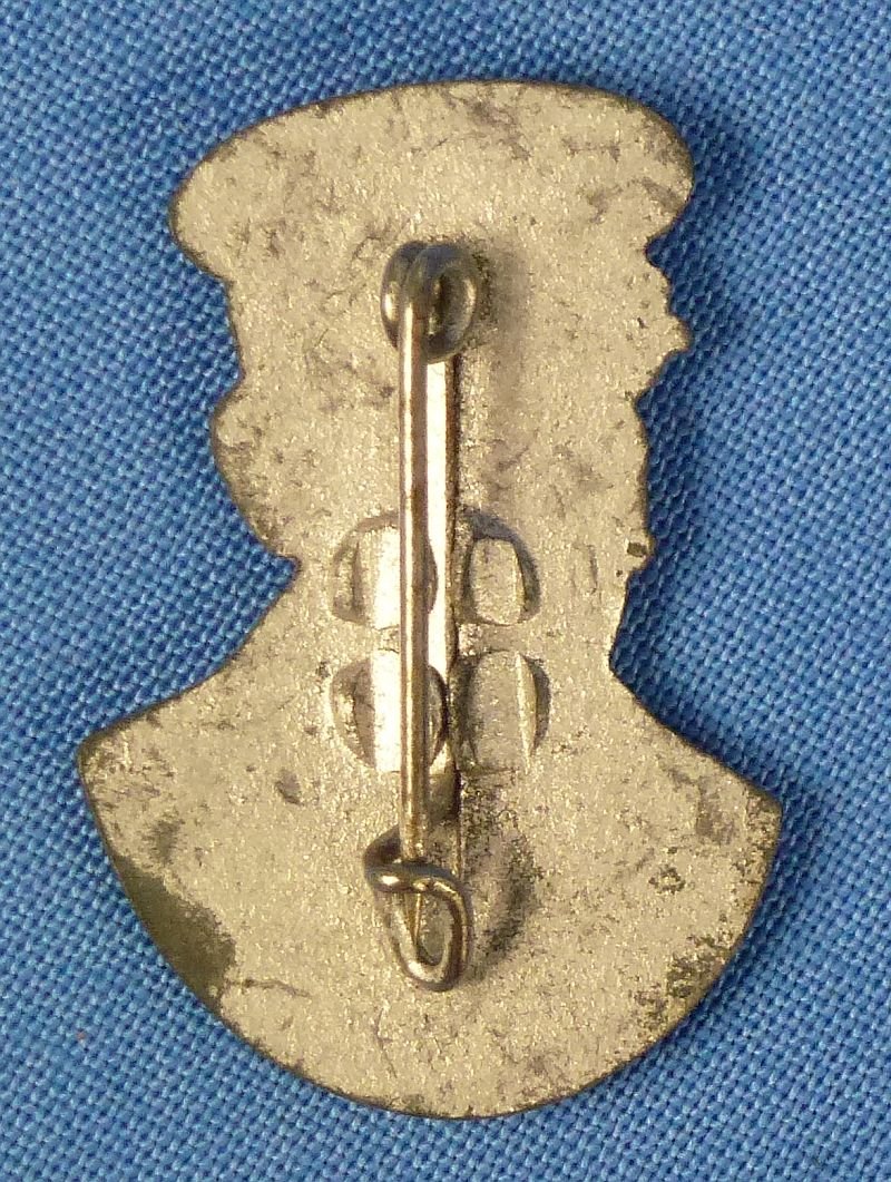 Third Reich Winterhilfswerk Donation Tinnie of Ferdinand Graf von Zeppelin — image 2