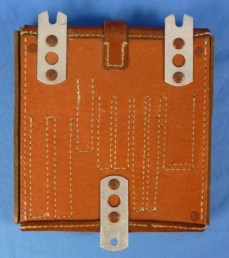 WWII Luftwaffe Air Gunner's MG 15 Tool Pouch — image 3