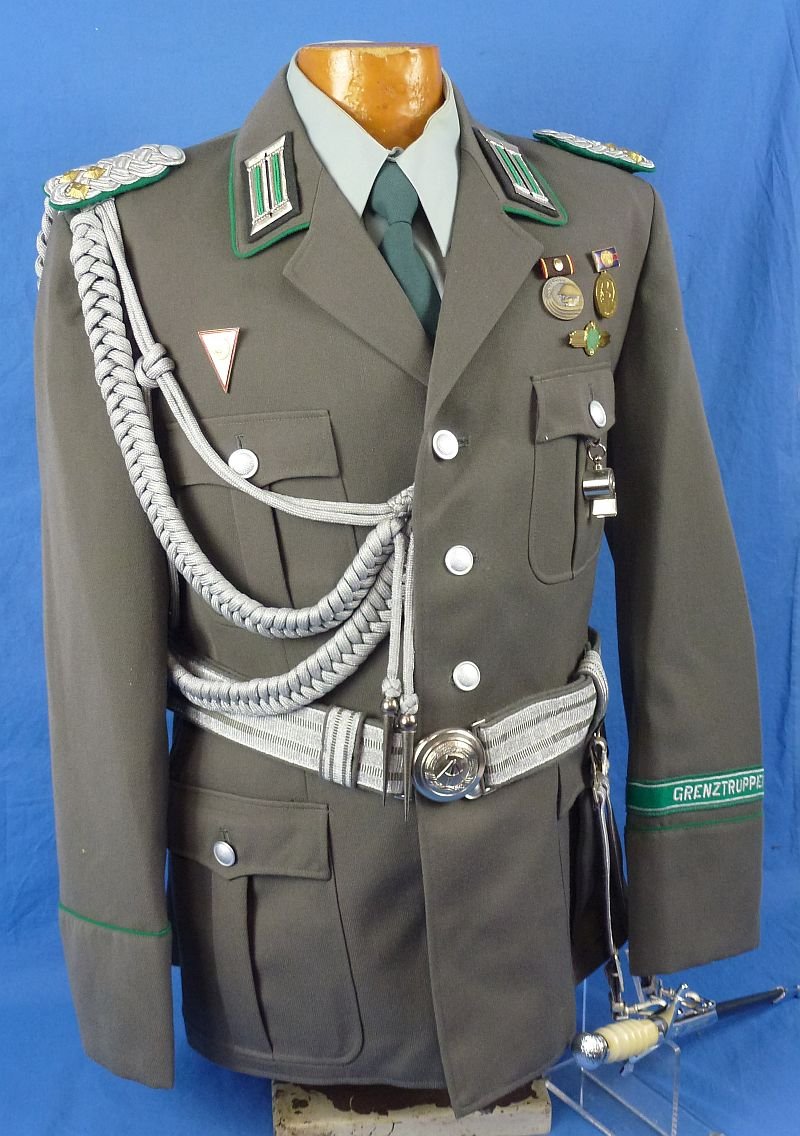 DDR East German Oberst of Border Troops Uniform with Dagger — image 4