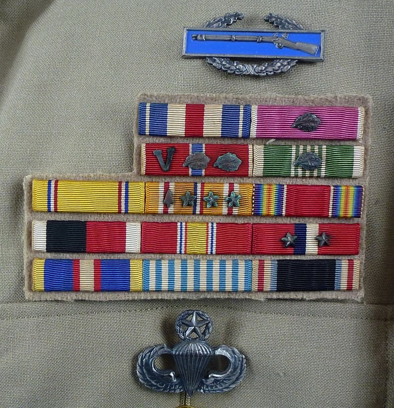 The Uniform Tunic and Visor Cap of Major General George O. Pearson, WWII 11th Airborne Division Combat Comander — image 4