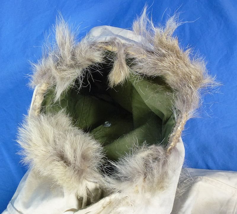 World War II U.S. Army Anorak Reversable Ski Parka — image 5