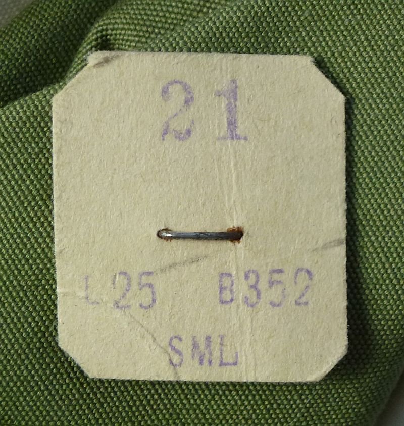 World War II U.S. Army Anorak Reversable Ski Parka — image 8