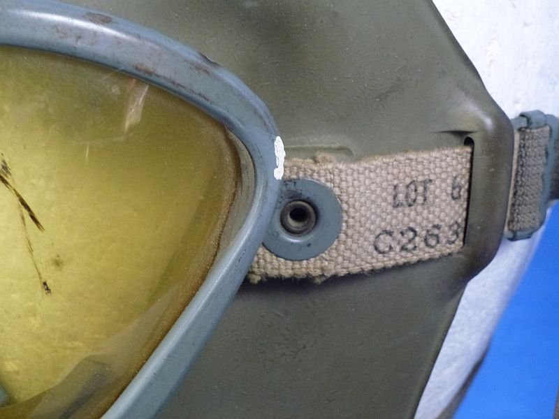 WWII U.S. Army Gas Mask in Carrying Bag — image 5